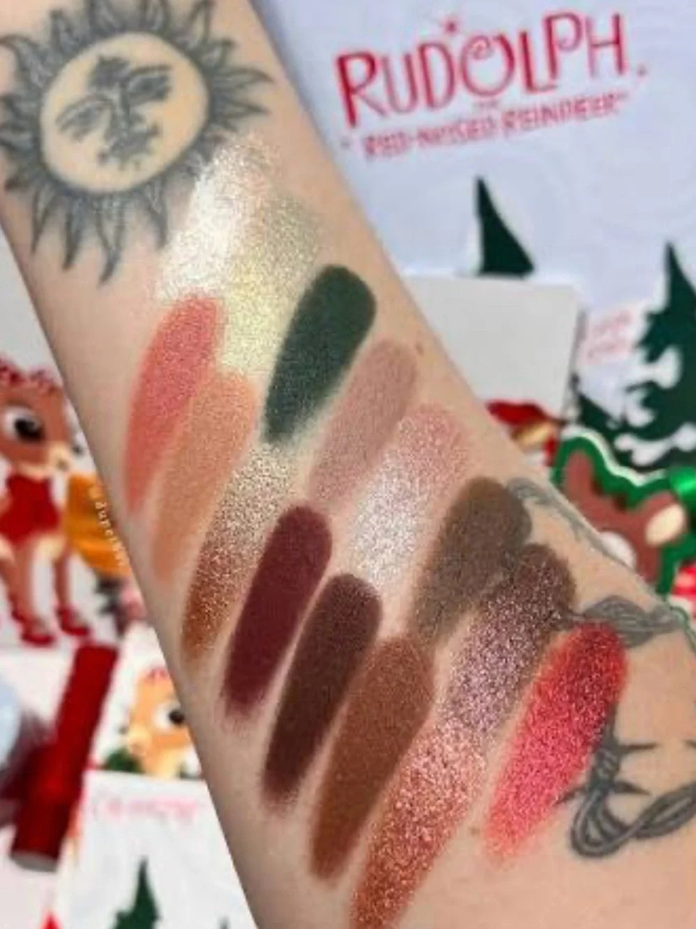 Colorpop Rudolph Holiday Eyeshadow Palette — Pink, Red, Green, Brown Shades